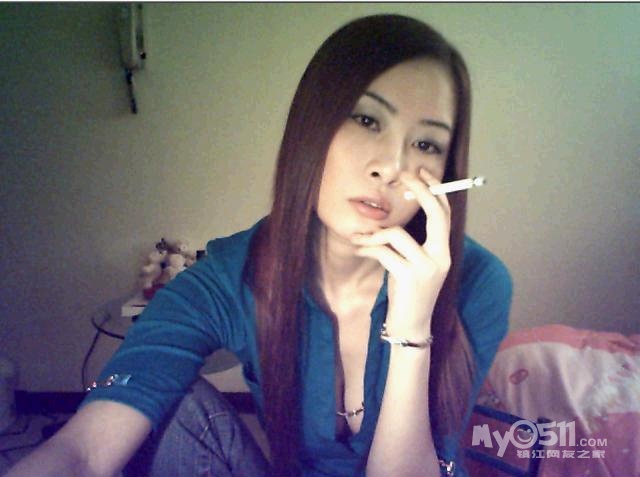 --- 哪个<em>女的抽烟</em>更性感--- - 茶余饭后 - 梦溪论坛