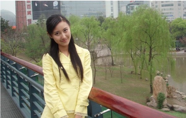 <em>华东师大</em>传播学院校花<em>美女</em> - 情色酒吧 - 梦溪论