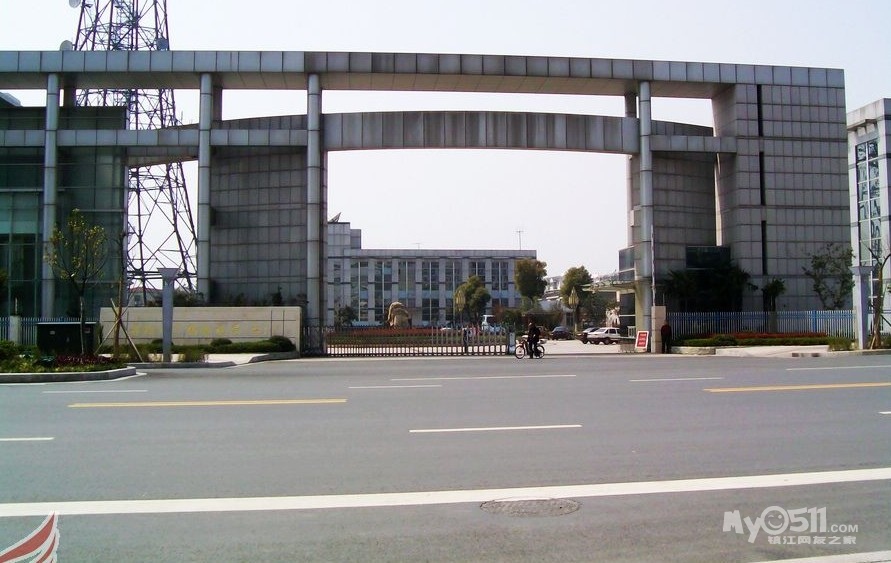 丹阳市开发区道路全面拓宽黑化改造现已完工