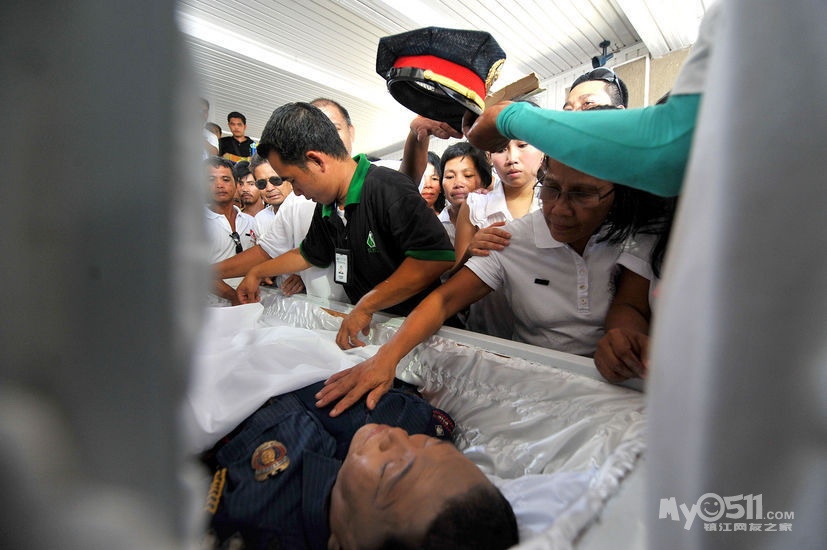 <em>白冰冰女儿</em>被绑匪撕票_<em>白冰冰女儿撕票</em>照片_