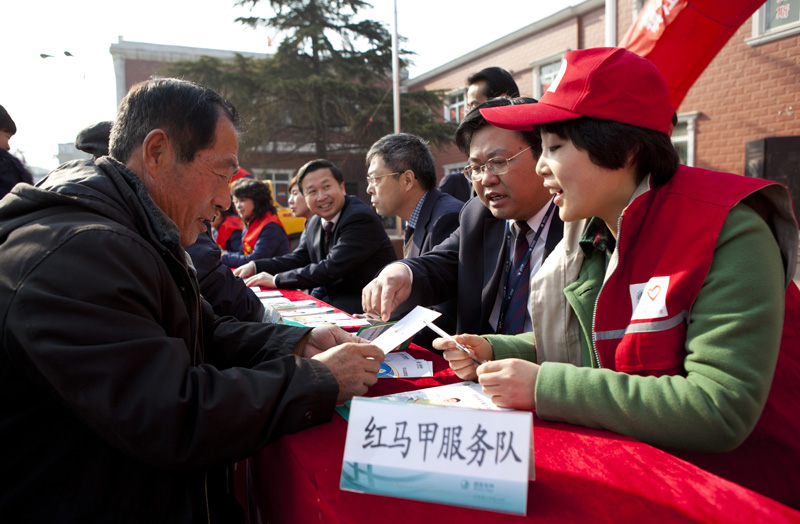 绿色电能,创新奉献--供电<em>红马甲</em>服务队大型广