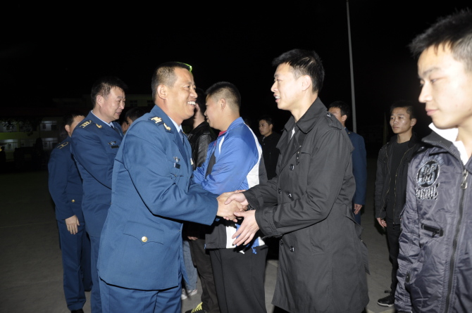 2010年冬天退伍的镇江老兵集合喽 - 老兵之家