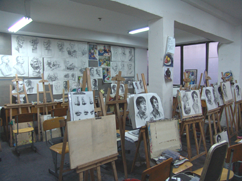 经典画室美术高考培训(高校美术教师自己的画