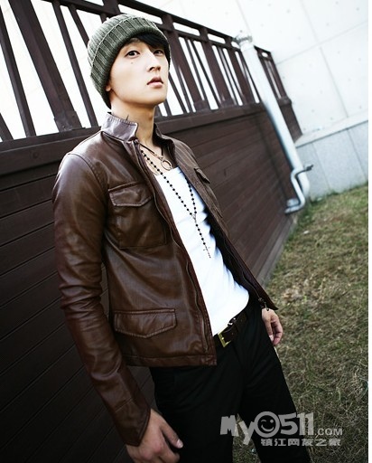 韩版<em>男装</em> t恤 <em>毛衣</em> 外套 <em>大衣</em> 夹克 <em>风衣</em> 棉袄 附