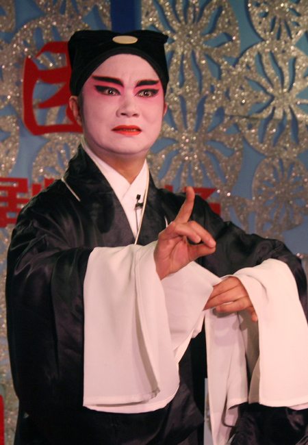 11月6日晚,淮安市淮剧团《淮剧专场》在镇江文