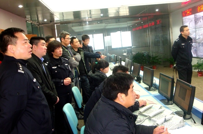 宝塔路派出所到南京市公安局江宁分局参观学习