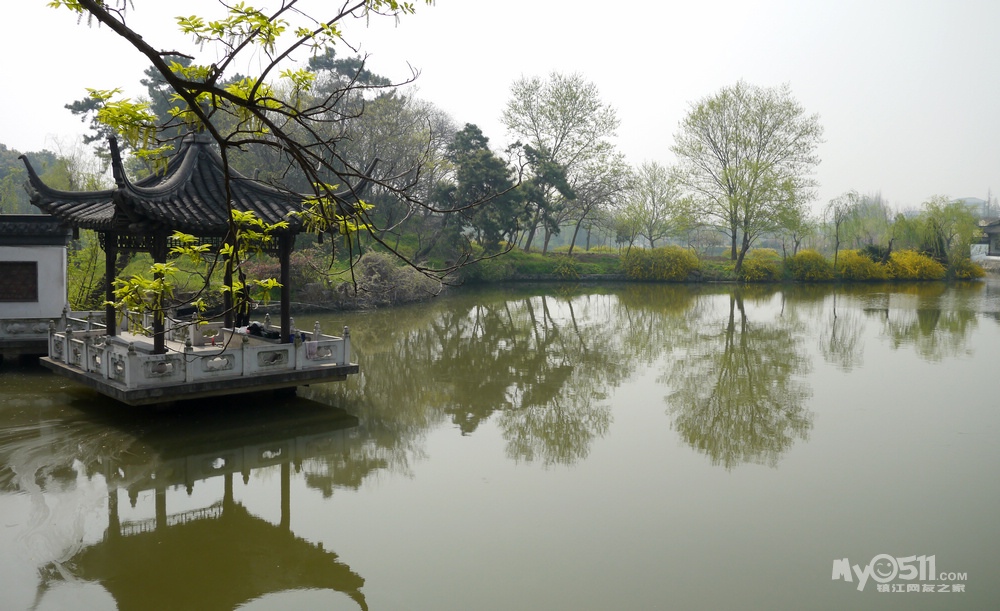 绿野骑踪一一京口瓜洲一水间钟山只隔数重山 