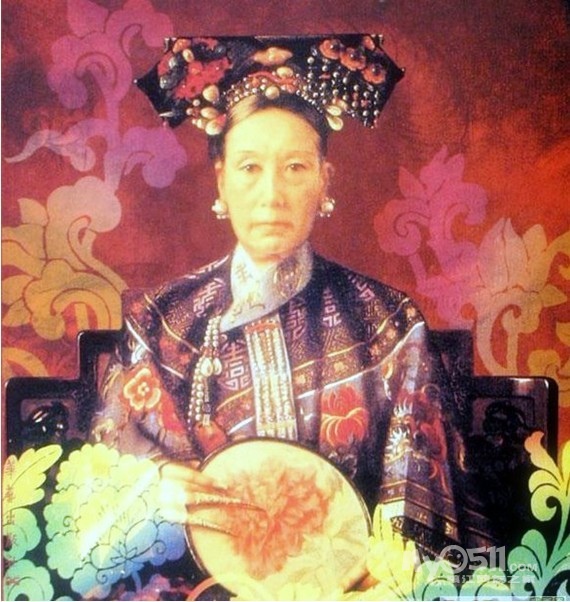 清朝女子的头饰,清朝后宫的头饰,清朝公主的头饰_点 ...