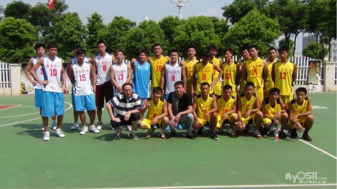 华泰篮球俱乐部(庆祝华泰篮球俱乐部成立4周年