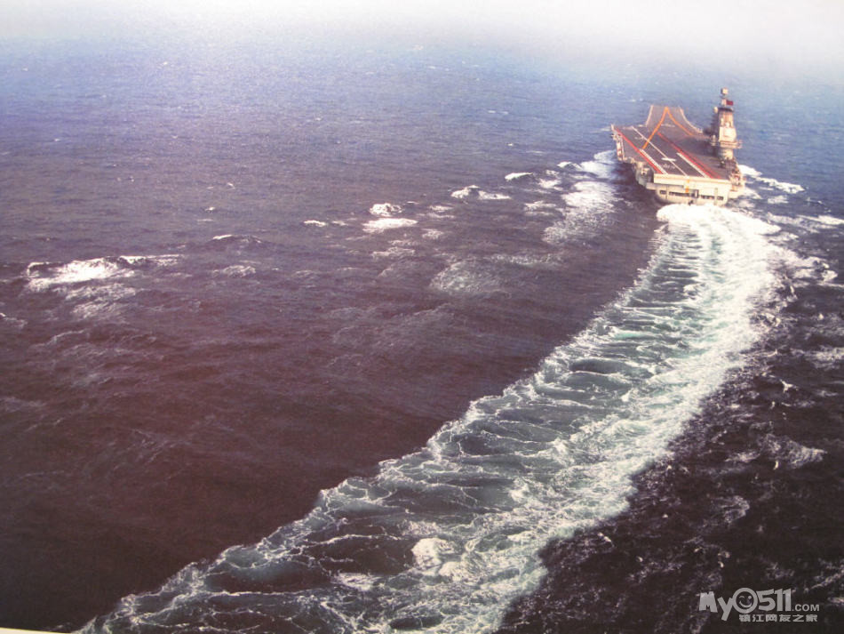 中国航母舰载机歼-15着舰成功首位飞行员戴明