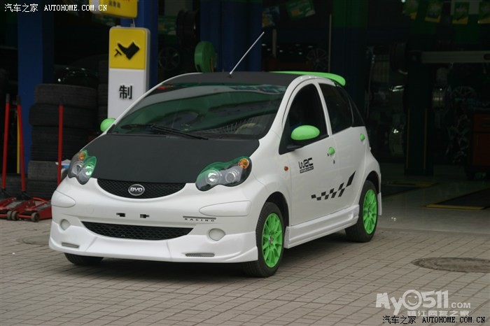 比亚迪FO白色整车改下。那个师傅报个价格或