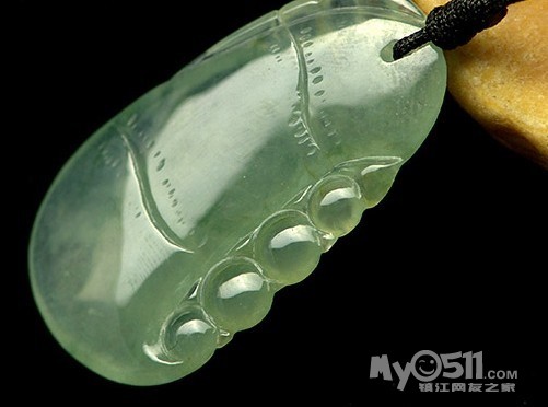 缅甸玉翡翠挂件保证A货带鉴定证书帮家里的朋