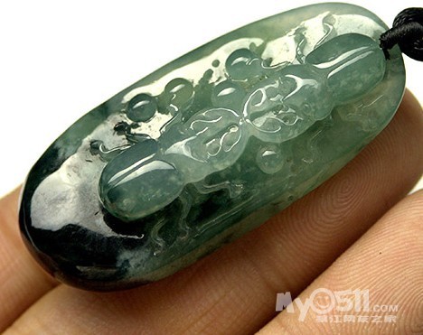 缅甸玉翡翠挂件保证A货带鉴定证书帮家里的朋