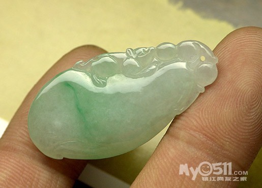 缅甸玉翡翠挂件保证A货带鉴定证书帮家里的朋