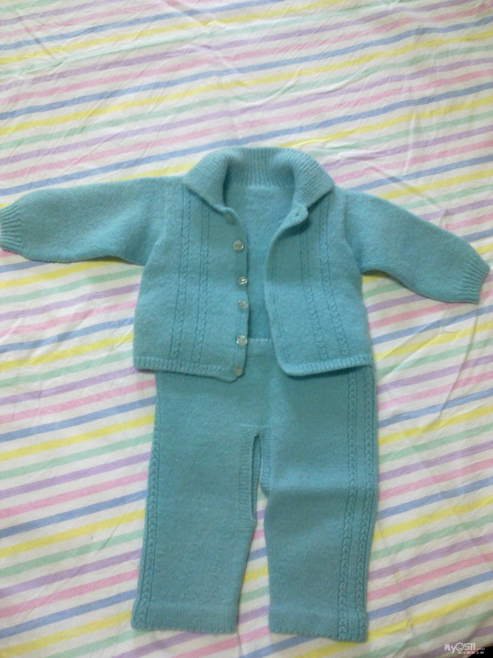 实用的0-<em>6个月宝宝</em>衣物(大部分已转)、温奶器