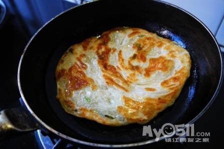 马上演唱会走起,先弄个手抓饼垫垫 - 美食商情