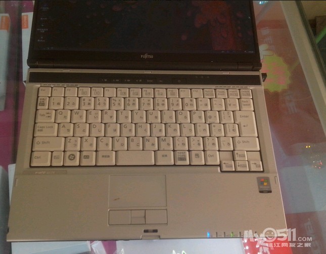 ◥◤ 95新富士通笔记本电脑 ◥◤ T8100双核处