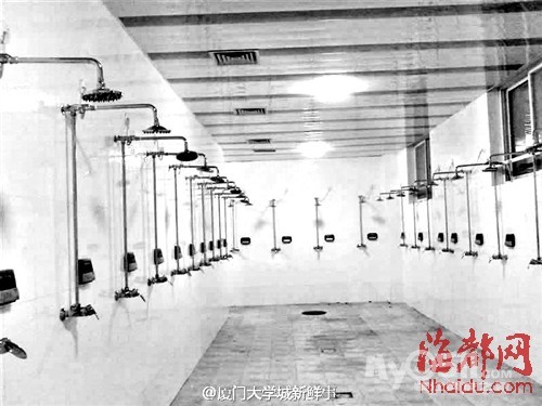 南方男生被北方澡堂吓坏:不敢脱内裤 - <em>百姓</em>话