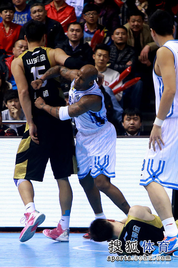 镇江钰鑫物资梦之队篮球俱乐部(欢迎广大篮球