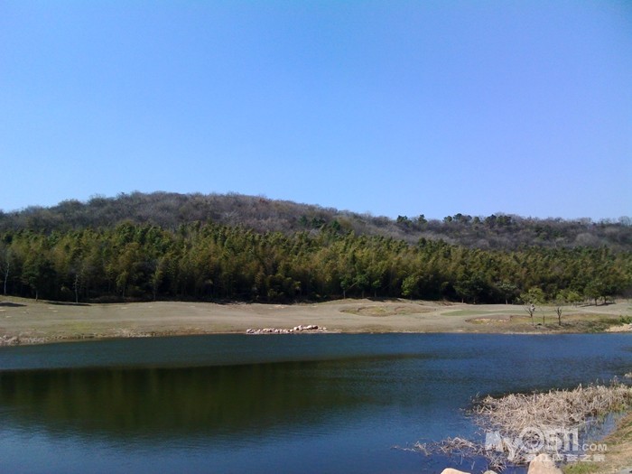 骑行丹阳泰山水库,水晶山体育公园,水晶山水库不一样的风景