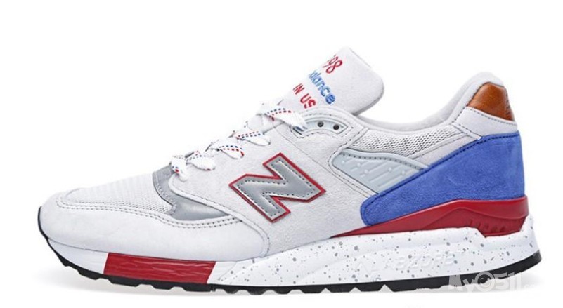 鞋类小店,鞋子包括nike,adi,converse等 - 服饰鞋