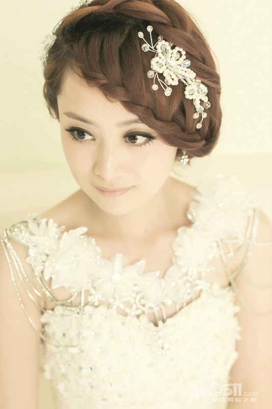 欣颜彩妆造型团队2014全新妆面作品全面推出