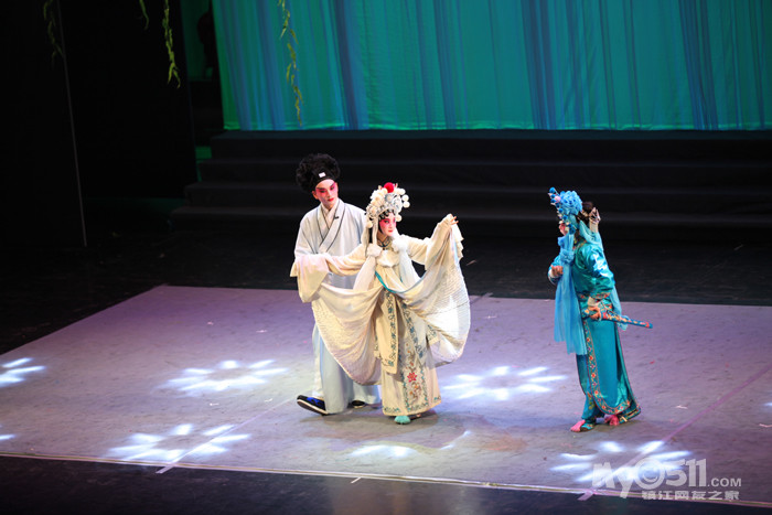 江苏省淮剧团折子戏专场15日在镇江成功举办