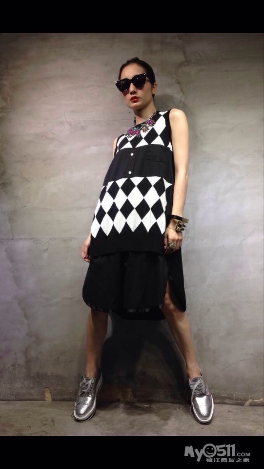 香港潮流服饰,<em>深圳</em>直发,<em>潮妹子</em>首选 - 服饰鞋帽