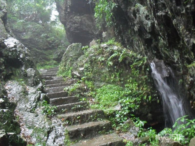 南极漂流之华东大裂谷景区