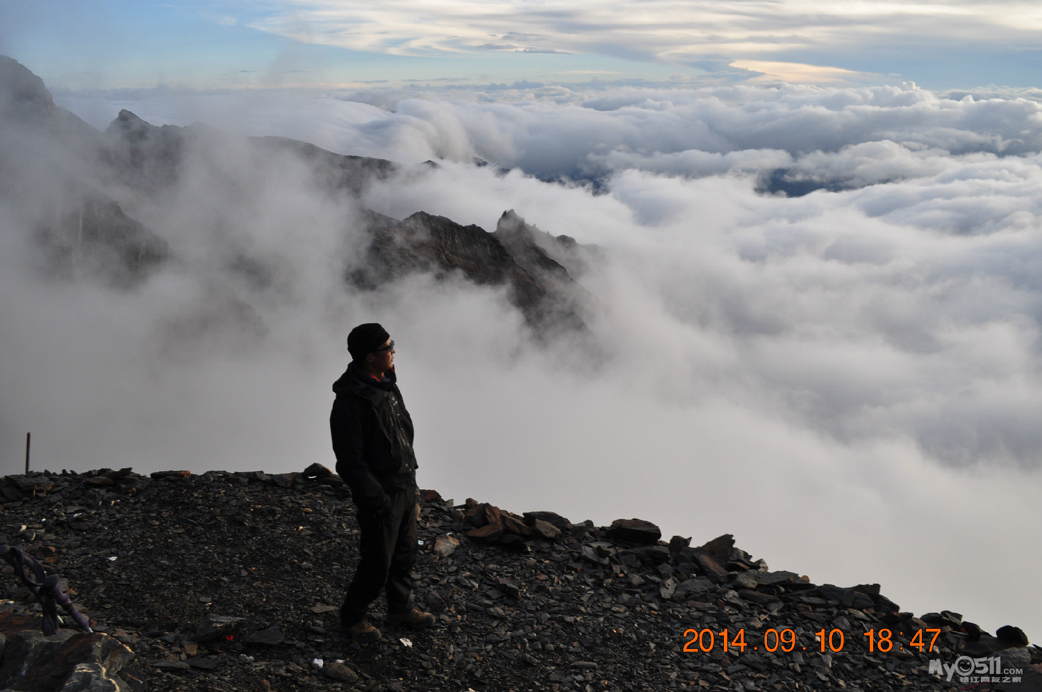 四个人,两座山--2014年中秋半脊峰、雪宝顶自