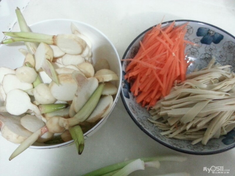生抽酱油是白的吗_长康纯酿生抽酱油_海鲜酱油是生抽吗(3)