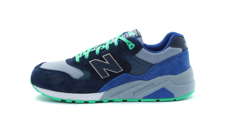 鞋类小店,鞋子包括nike,adi,converse等 - 服饰鞋