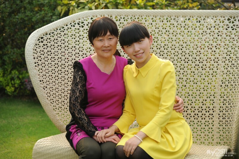 [母亲节活动]征集最美母女<em>姐妹花</em>!大肆秀恩爱,