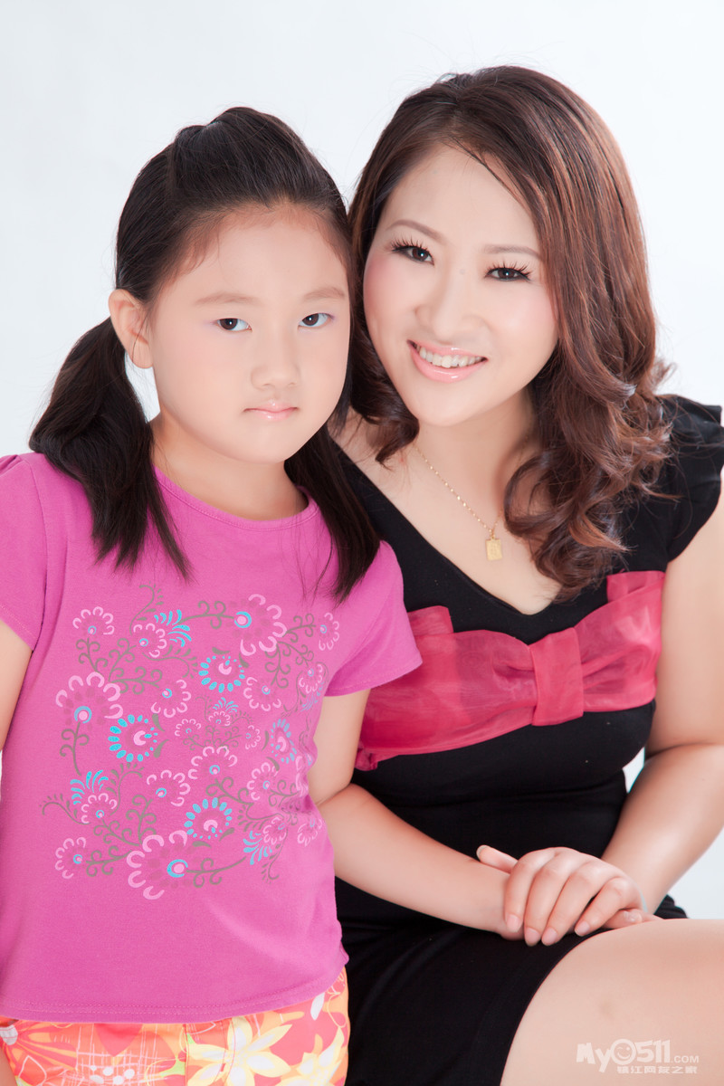 [母亲节活动]征集最美母女<em>姐妹花</em>!大肆秀恩爱,