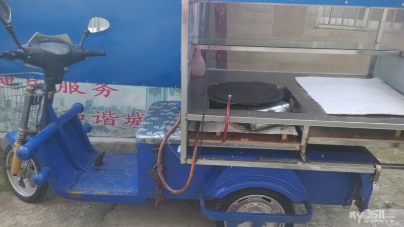 谁要电动改装三轮车,可以做手抓饼,鸡蛋煎饼,铁
