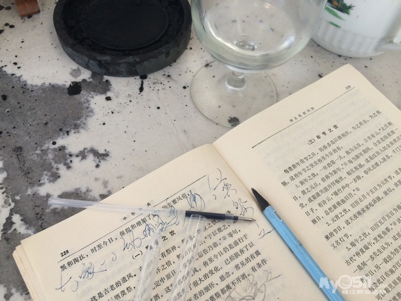 刚才表姐问我<em>卷头发怎么</em>快速<em>拉直</em>? - 百姓话题