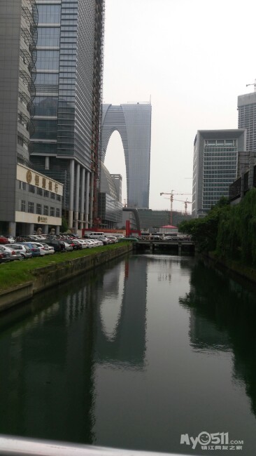 在苏州园区!东方之门差不多了 - 百姓话题 - 梦溪