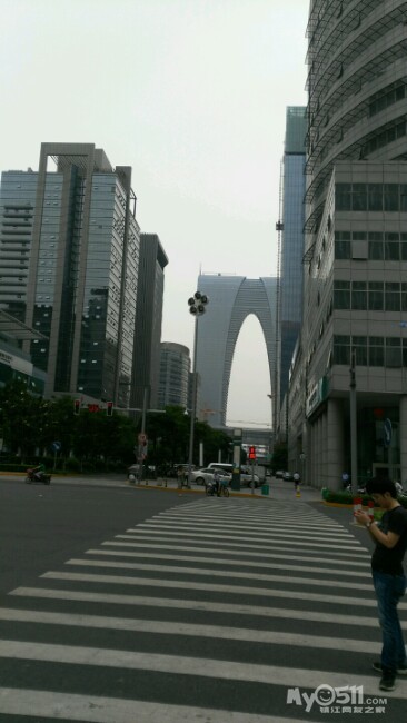 在苏州园区!东方之门差不多了 - 百姓话题 - 梦溪