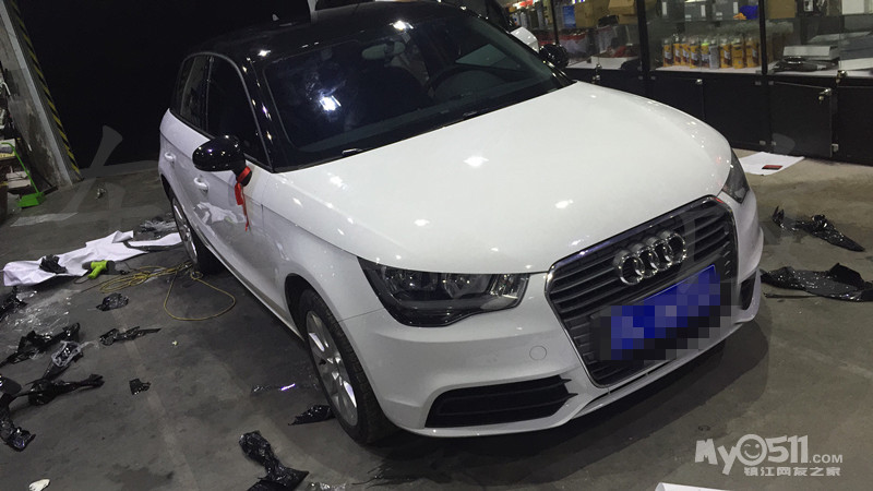 镇江车工厂专业改装(六)*奥迪A1升级全景天窗