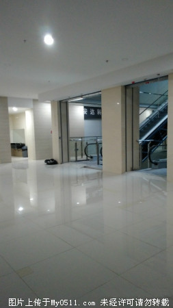 南徐 w万达对面颐高广场新装IT商铺免物业费中