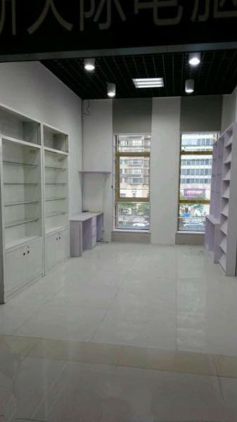 南徐 w万达对面颐高广场新装IT商铺免物业费中