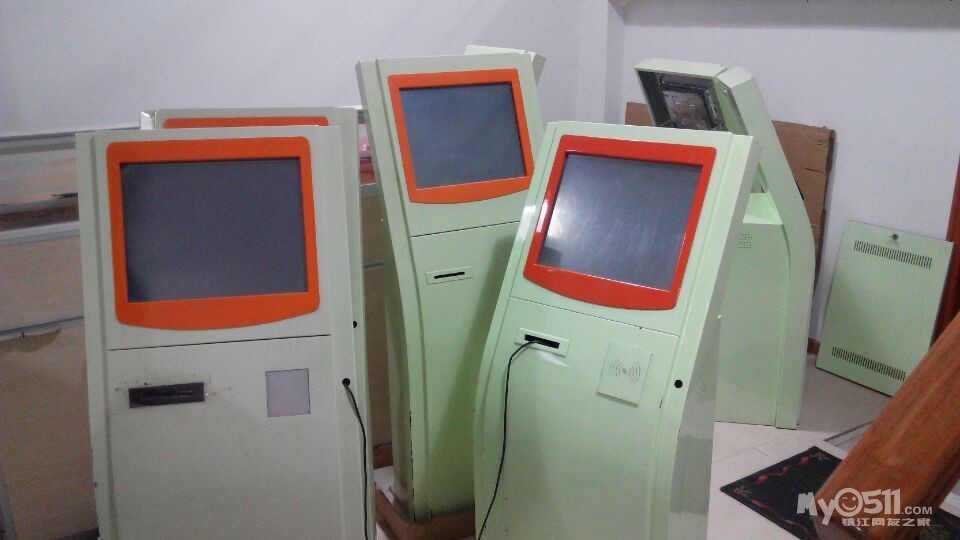 公司一批立式查询机外壳出售 - 电脑整机配件 