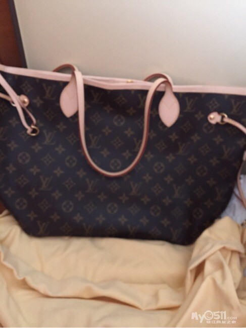 转让一个正品全新老花LV包包、一次都没用过