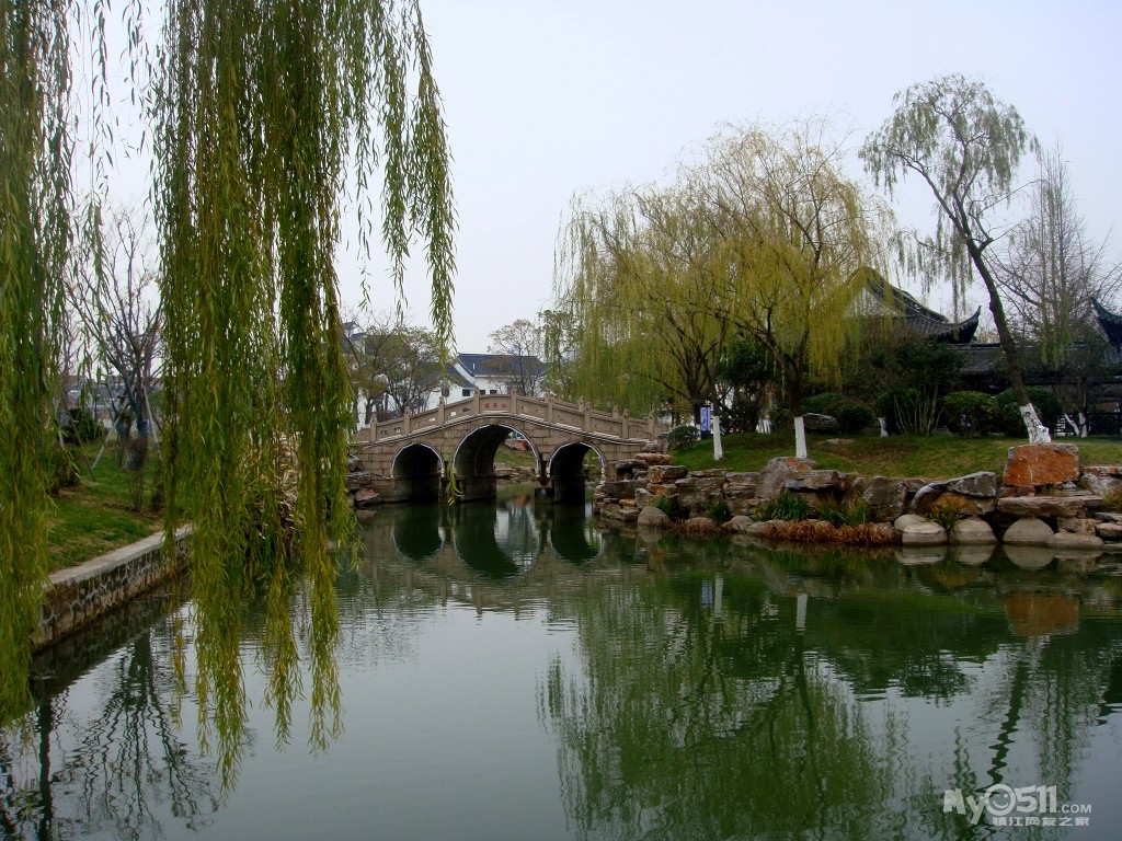 骑游丹阳丹凤公园及天地石刻园的一些照片 - 镇