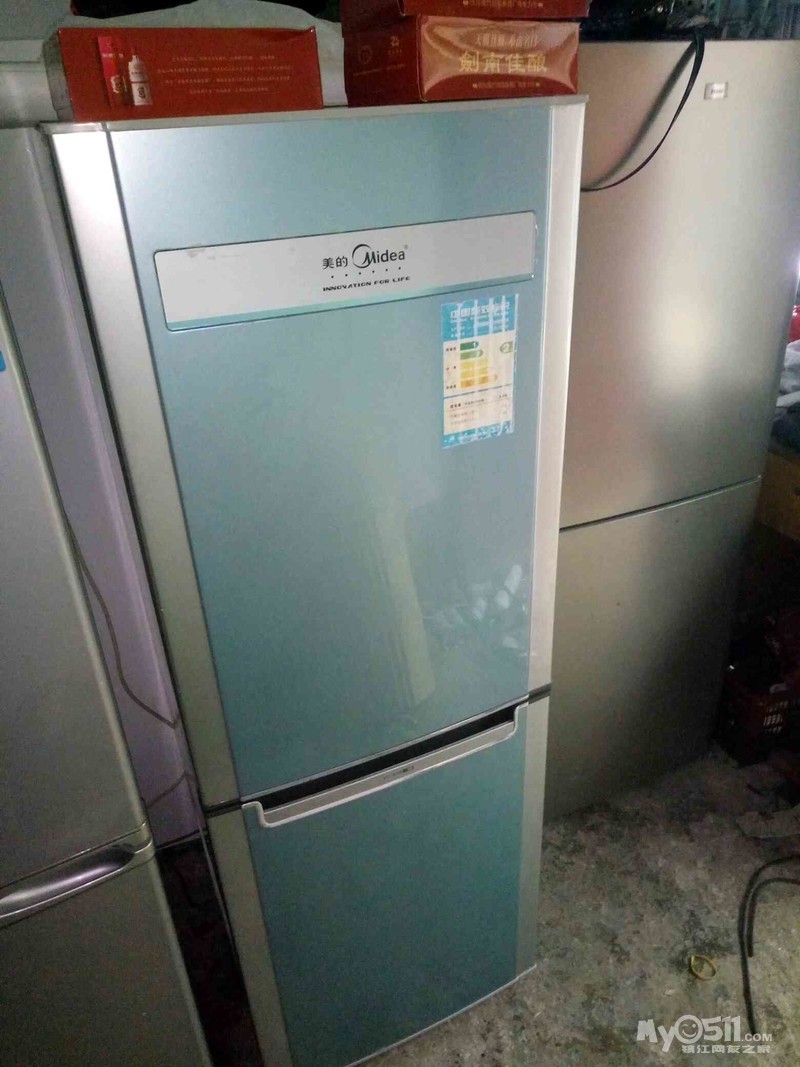 出售空调1.5匹800-1000元 冰箱300-500元免费