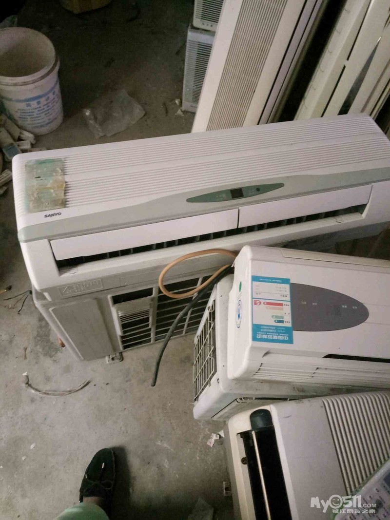 出售空调1.5匹800-1000元 冰箱300-500元免费