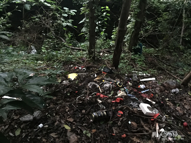 镇江中石化天桥加油站无法无天欺骗附近居民!