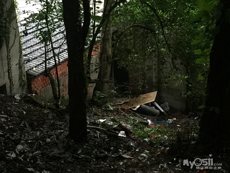 镇江中石化天桥加油站无法无天欺骗附近居民!