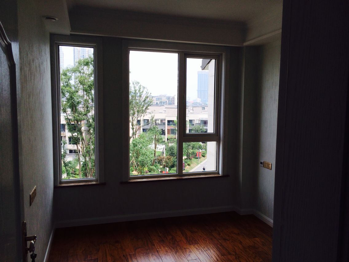 大市口 S朴园豪华精装《美图》200平中央空调