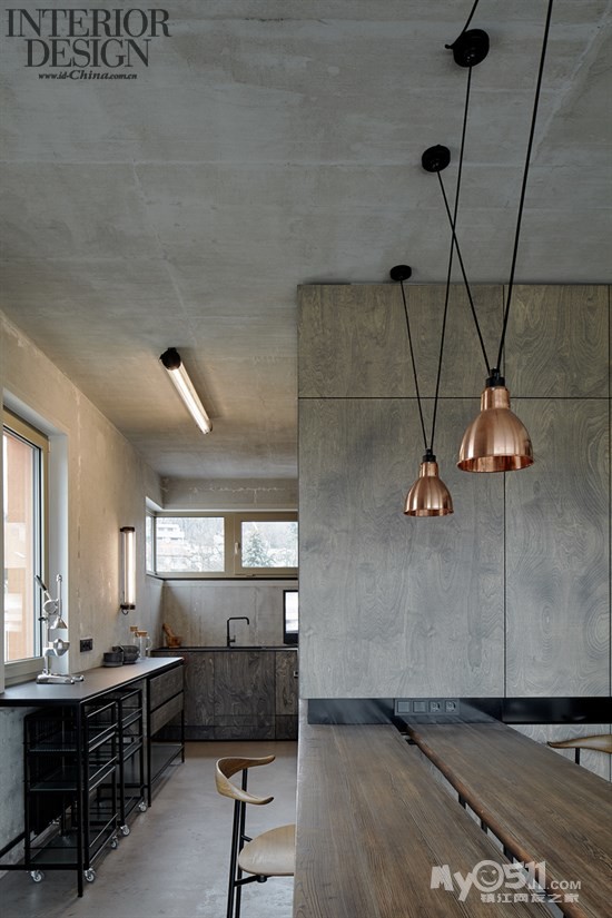 大赞工业风,钢筋水泥:捷克布拉格loft公寓 - 家庭